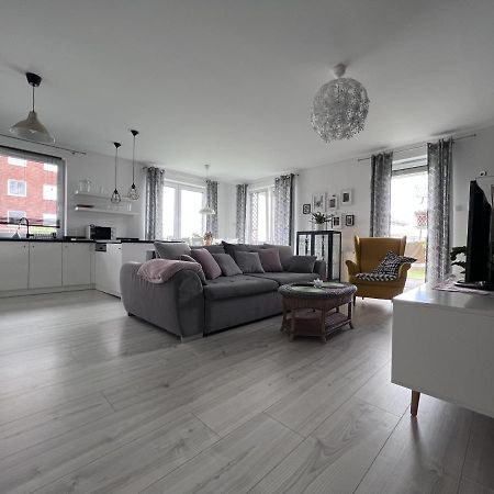 Apartament Z Tarasem Na Osiedlu Rakownica イェレニャ・グーラ エクステリア 写真