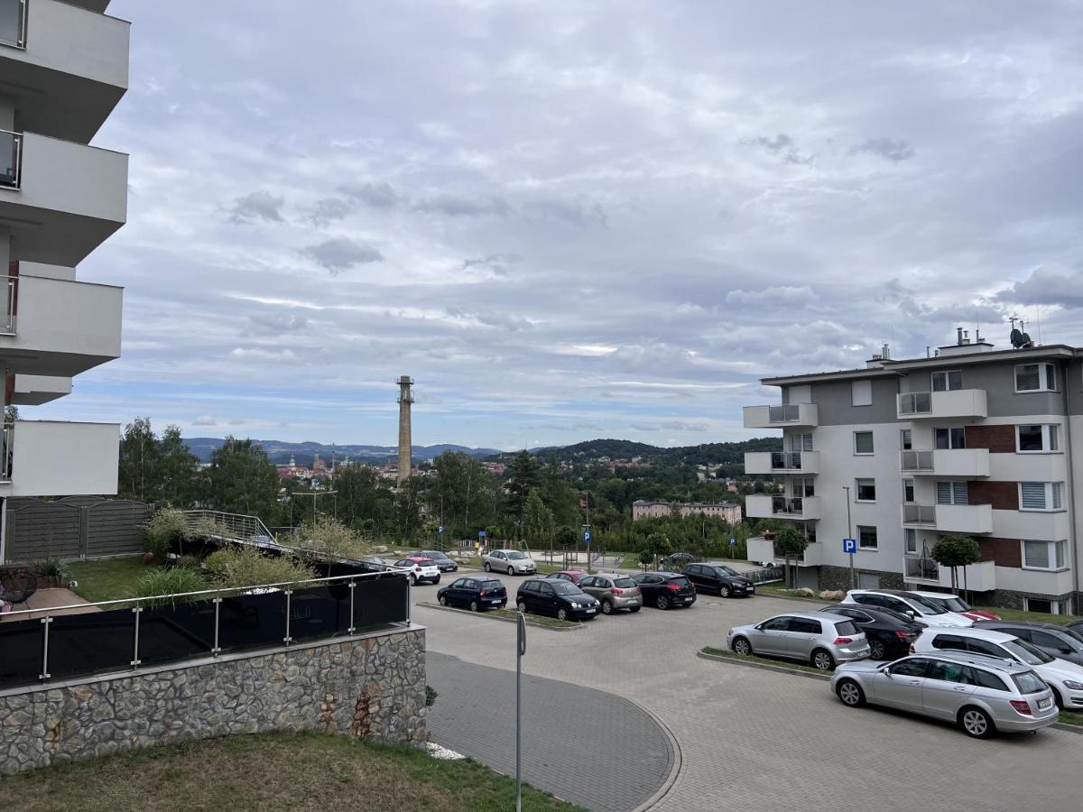 Apartament Z Tarasem Na Osiedlu Rakownica イェレニャ・グーラ エクステリア 写真