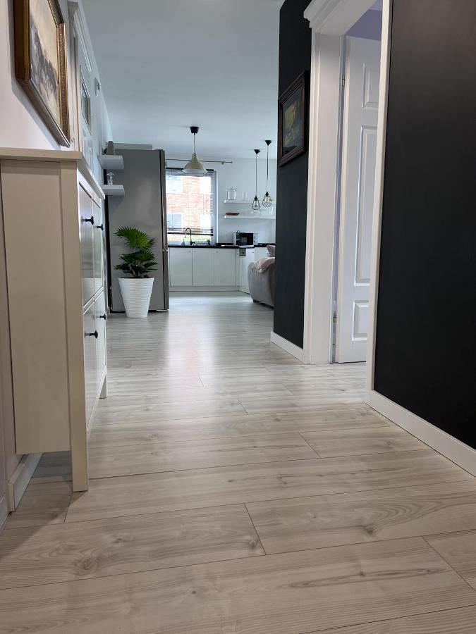 Apartament Z Tarasem Na Osiedlu Rakownica イェレニャ・グーラ エクステリア 写真