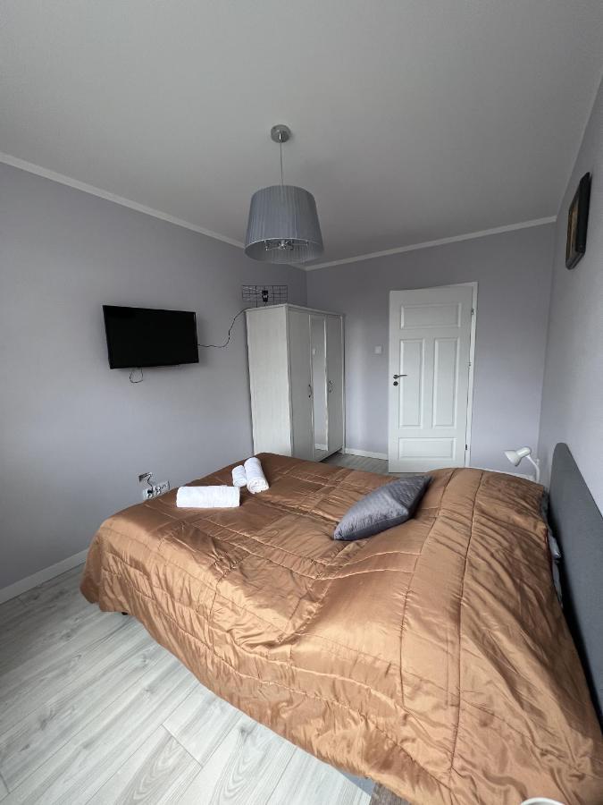 Apartament Z Tarasem Na Osiedlu Rakownica イェレニャ・グーラ エクステリア 写真