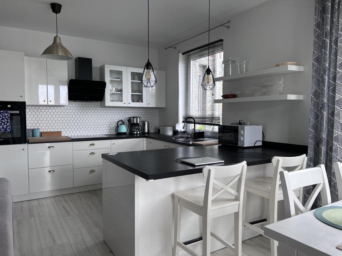 Apartament Z Tarasem Na Osiedlu Rakownica イェレニャ・グーラ エクステリア 写真